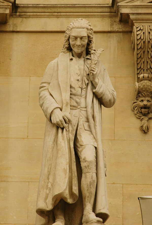 Voltaire assis. Jean Antoine Houdon.
