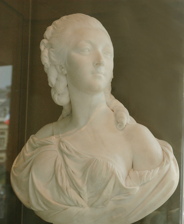 Jeanne Bécu, comtesse Du Barry. Augustin Pajou.