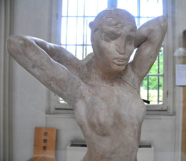 La Faunesse à genoux. Auguste Rodin.